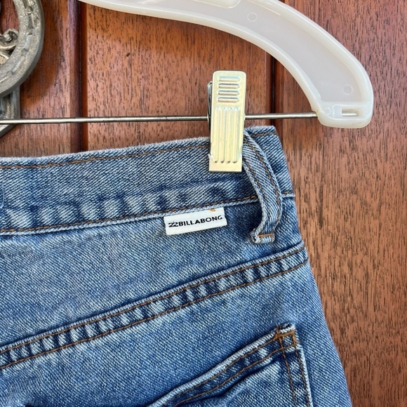 Billabong Jean Shorts - Picture 4 of 8